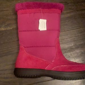 Coach Sherman Snow Winter Boots. New w/box. Sz 8 Cranberry Pink. Suede/Nylon